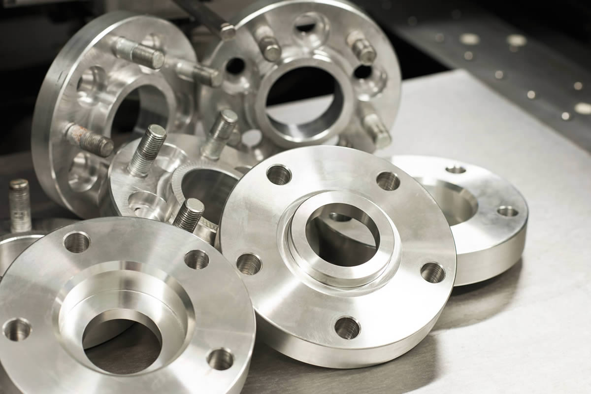 WHAT AFFECT THE QUALITY OF FLANGES？
